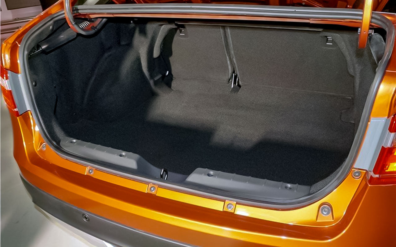 Lada Vesta Cross: 5 плюсов и 2 особенности, к которым нужно привыкнуть — фото 899408