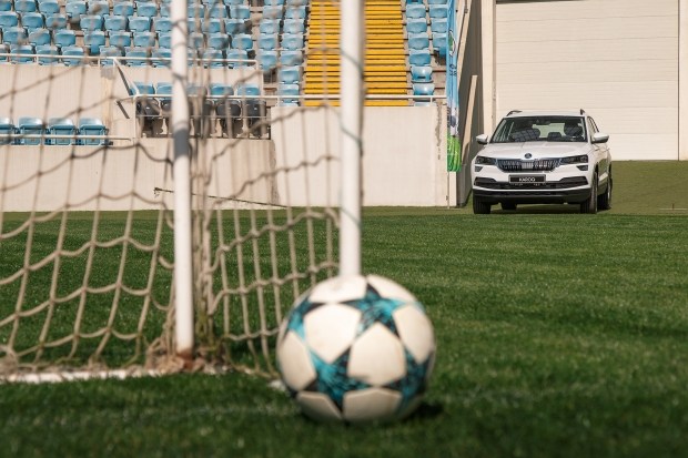 Украинская Премьер-Лига и ее автомобильный партнер ТМ Skoda провели с ФК «Черноморец» Всеукраинскую акцию «Тренировка со звездой»